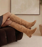 THE GIULIA - SUÈDE KNIELAARZEN