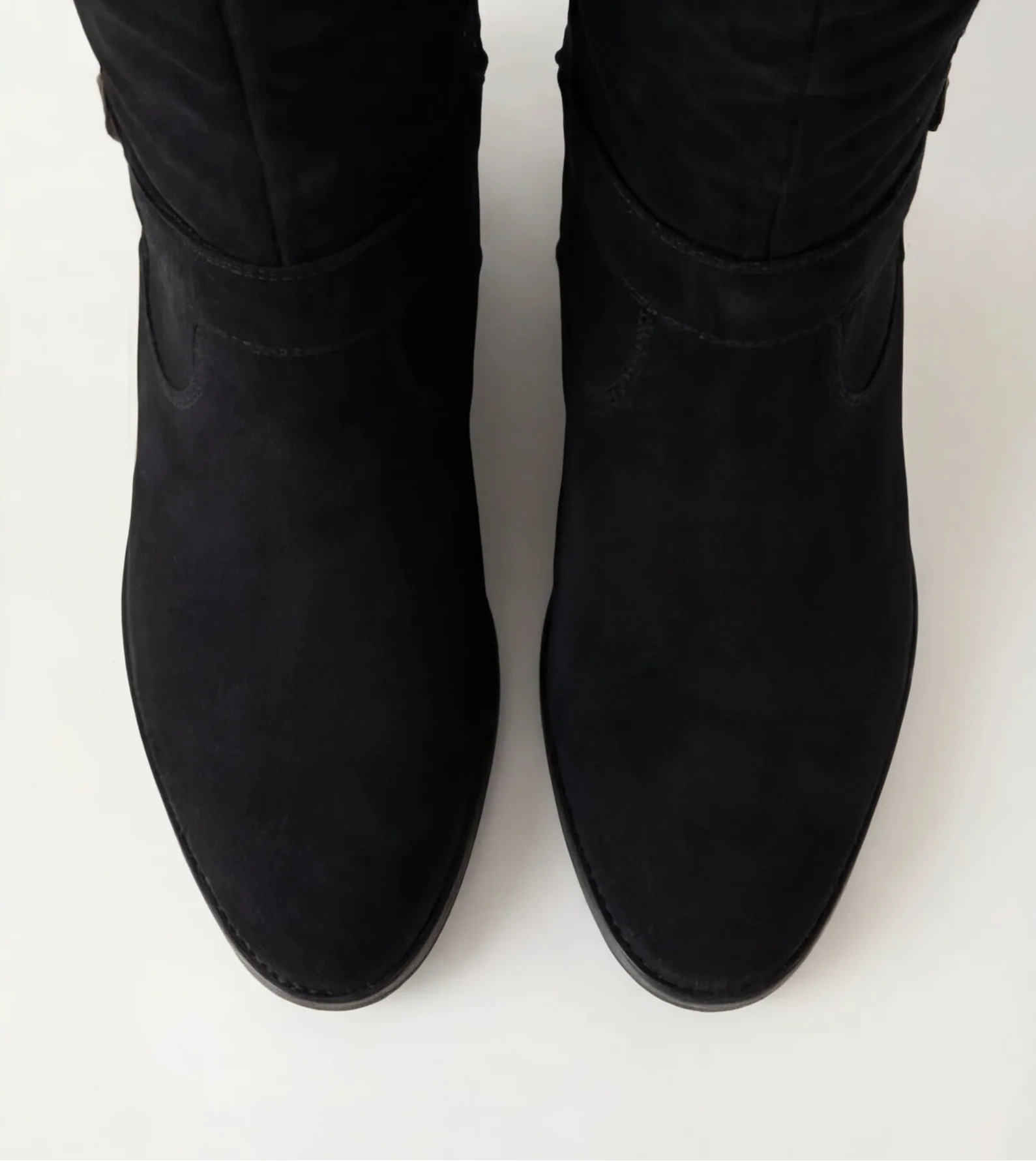 THE GIULIA - SUÈDE KNIELAARZEN